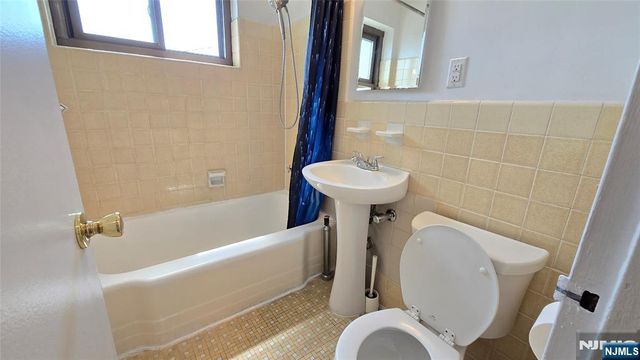 3001 Edwin Avenue 2J, Fort Lee, NJ 07024