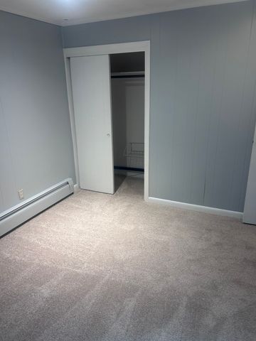 69 Griffin Rd, Framingham, MA 01701