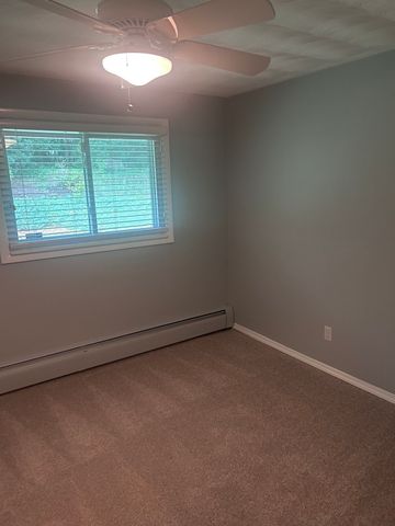 69 Griffin Rd, Framingham, MA 01701