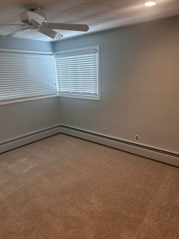 69 Griffin Rd, Framingham, MA 01701