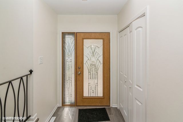 1142 E 159th Place, South Holland, IL 60473