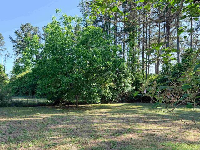 72 Favor Road, Camden, SC 29020