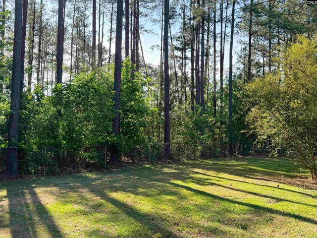 72 Favor Road, Camden, SC 29020