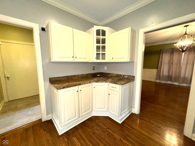 2428 Whispering Way, Indianapolis, IN 46239