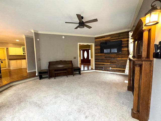 2428 Whispering Way, Indianapolis, IN 46239