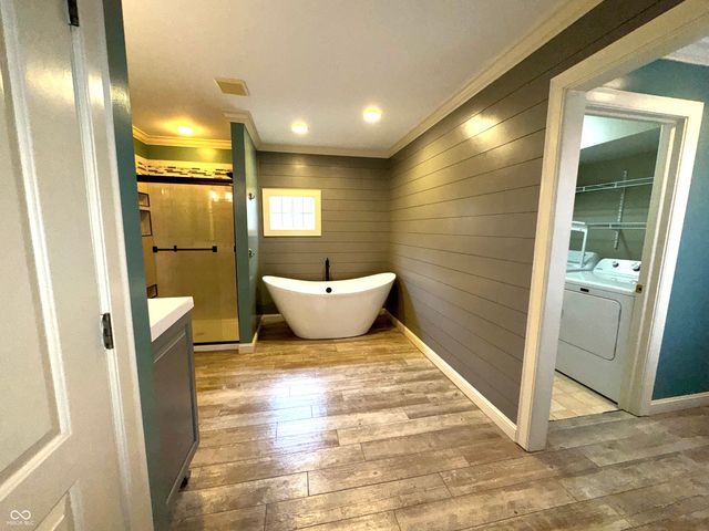 2428 Whispering Way, Indianapolis, IN 46239