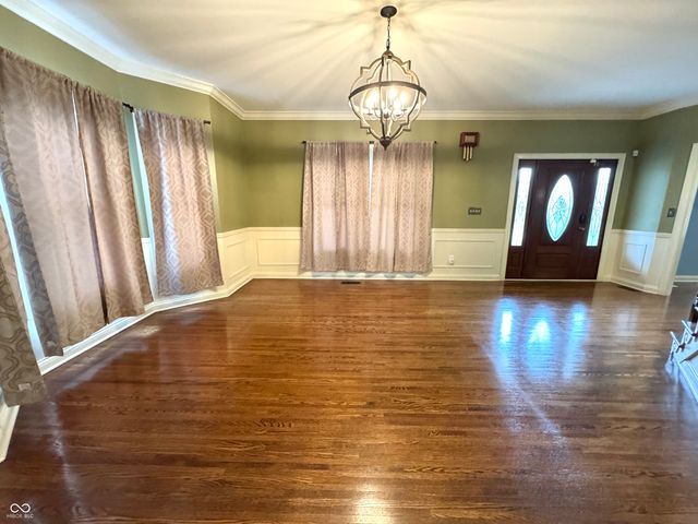 2428 Whispering Way, Indianapolis, IN 46239