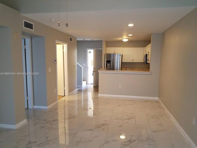 4863 Via Palm Lks 806, West Palm Beach, FL 33417