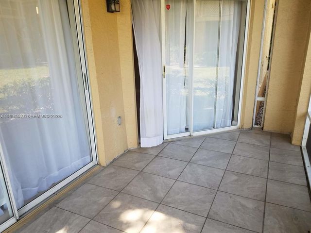 4863 Via Palm Lks 806, West Palm Beach, FL 33417