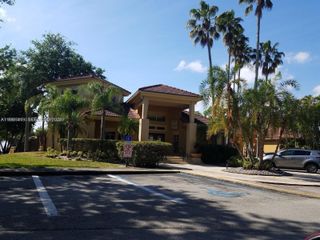 4863 Via Palm Lks 806, West Palm Beach, FL 33417