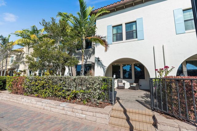 12512 NW 32 Manor 3, Sunrise, FL 33323