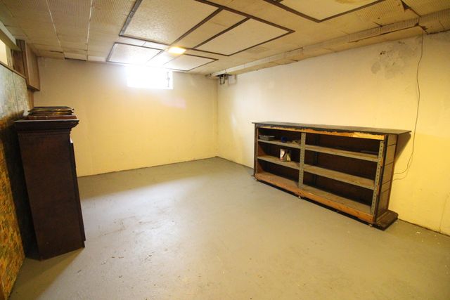 26095 Pattow Street, Roseville City, MI 48066