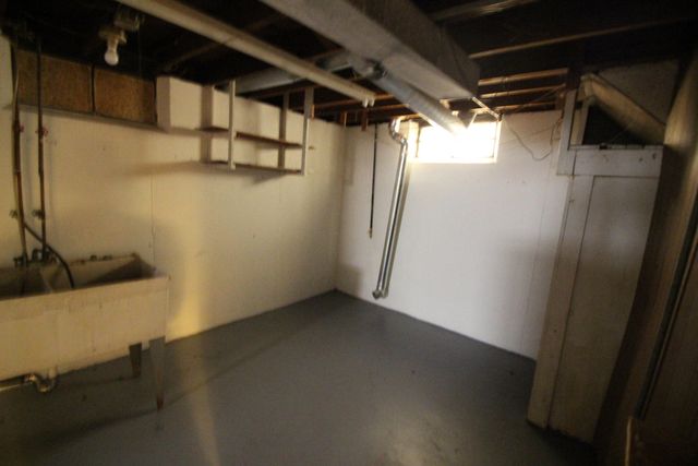 26095 Pattow Street, Roseville City, MI 48066