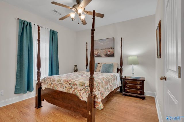 5590 Bay Village Drive 210, Athens, AL 35611