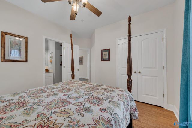 5590 Bay Village Drive 210, Athens, AL 35611