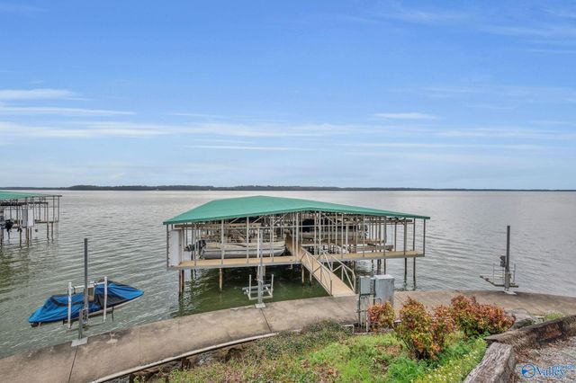 5590 Bay Village Drive 210, Athens, AL 35611