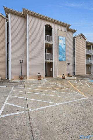 5590 Bay Village Drive 210, Athens, AL 35611