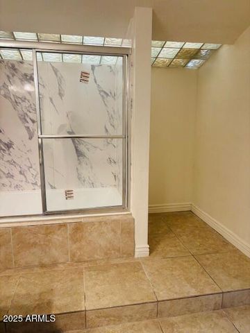 1632 S River Drive, Tempe, AZ 85281