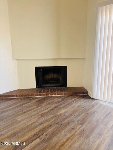 1632 S River Drive, Tempe, AZ 85281