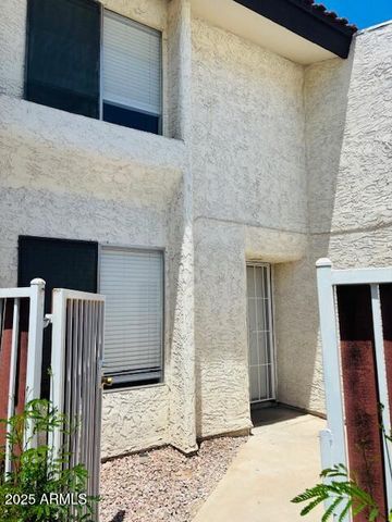 1632 S River Drive, Tempe, AZ 85281