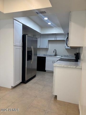 1632 S River Drive, Tempe, AZ 85281