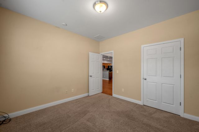 168 Ridge View Road, Versailles, KY 40383