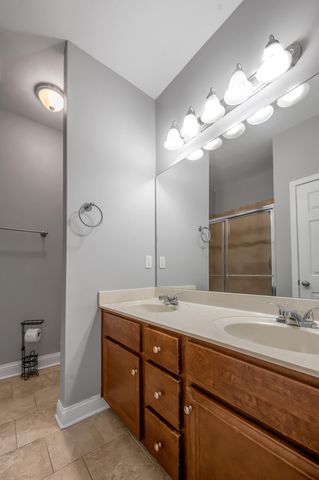 168 Ridge View Road, Versailles, KY 40383