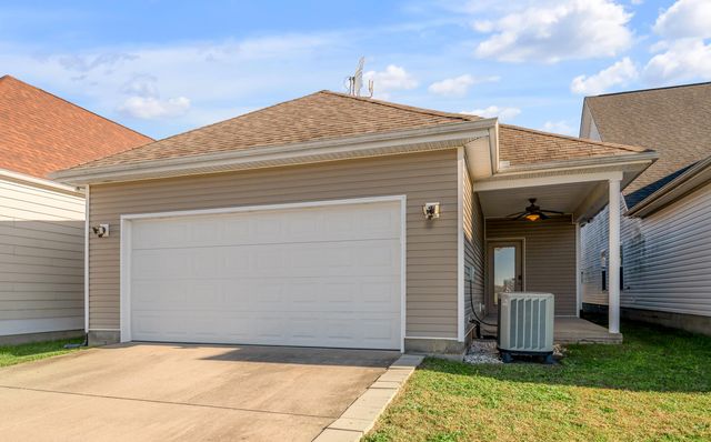 168 Ridge View Road, Versailles, KY 40383