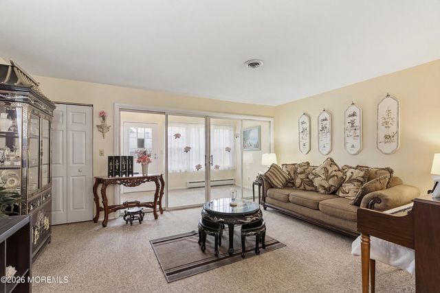 43F Cambridge Circle F, Manchester, NJ 08759