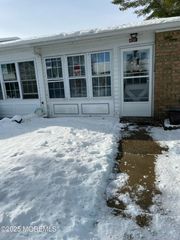 43F Cambridge Circle F, Manchester, NJ 08759