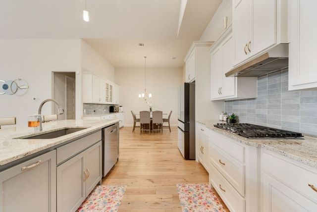 1007 Devonshire Drive S, Forney, TX 75126
