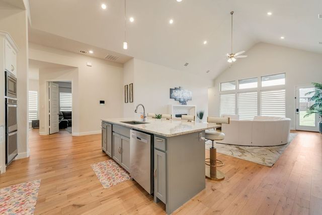1007 Devonshire Drive S, Forney, TX 75126