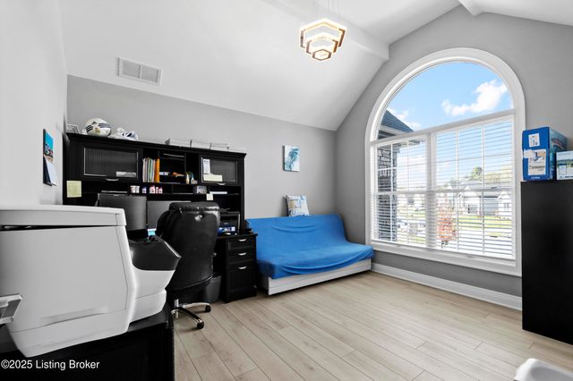 12319 Vanherr Dr, Louisville, KY 40299