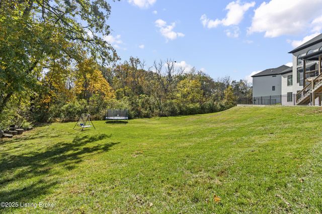 12319 Vanherr Dr, Louisville, KY 40299