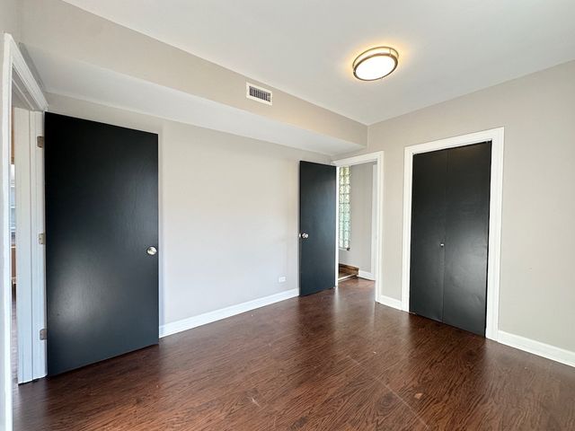 2617 W Rascher Avenue 2, Chicago, IL 60625