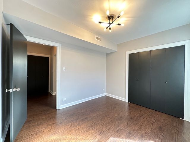 2617 W Rascher Avenue 2, Chicago, IL 60625