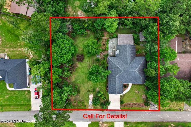 6410 Iona Street, Diamondhead, MS 39525