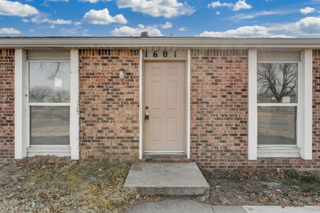 1601 E Berkeley, Wichita, KS 67216