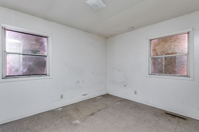 1601 E Berkeley, Wichita, KS 67216