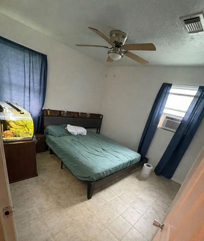 61 Hooker Lane, Shepherd, TX 77371