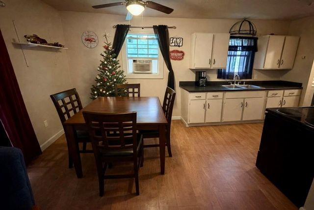 61 Hooker Lane, Shepherd, TX 77371