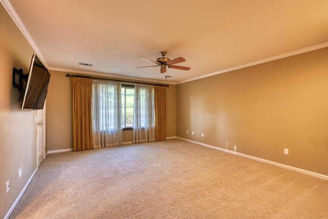 4841 Val Verde Rd, Loomis, CA 95650