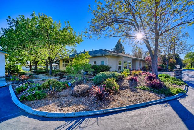 4841 Val Verde Rd, Loomis, CA 95650