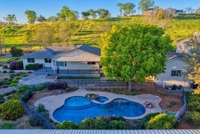 4841 Val Verde Rd, Loomis, CA 95650