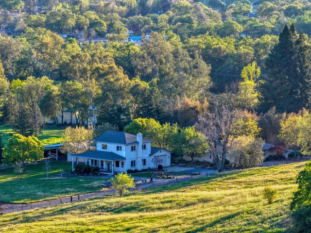 4841 Val Verde Rd, Loomis, CA 95650