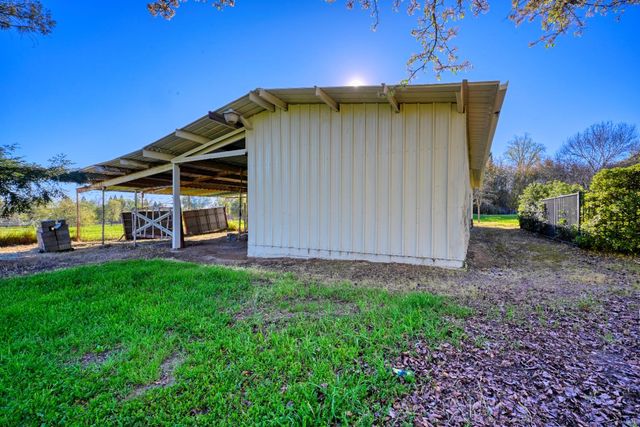 4841 Val Verde Rd, Loomis, CA 95650