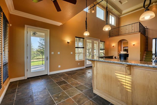 4841 Val Verde Rd, Loomis, CA 95650