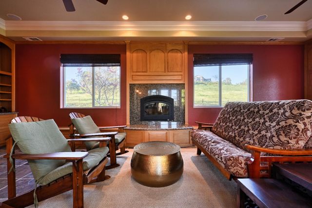 4841 Val Verde Rd, Loomis, CA 95650