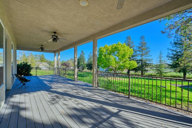 4841 Val Verde Rd, Loomis, CA 95650