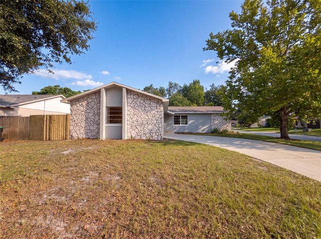 8310 ROLLING LOG DRIVE, Orlando, FL 32817